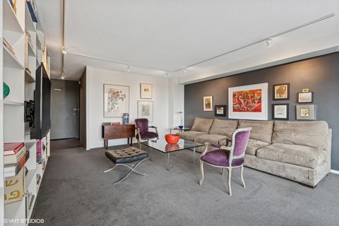 Tiny photo for 3100 N Lake Shore Drive #611, Chicago, IL 60657 (MLS # 12439694)