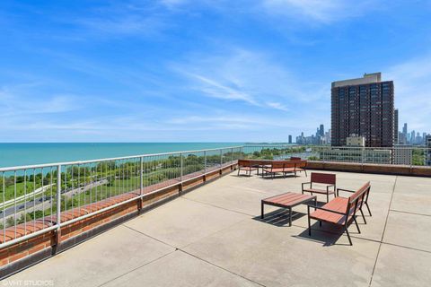Tiny photo for 3100 N Lake Shore Drive #611, Chicago, IL 60657 (MLS # 12439694)