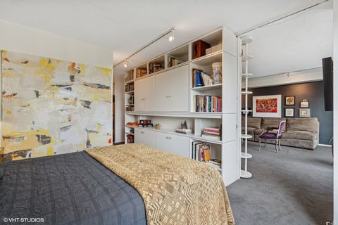 Tiny photo for 3100 N Lake Shore Drive #611, Chicago, IL 60657 (MLS # 12439694)