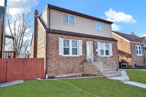 18006 Oakwood Avenue, Lansing, IL 60438 - #: 12467387