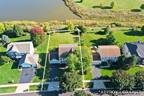 Tiny photo for 6411 Longford Drive, McHenry, IL 60050 (MLS # 12478039)