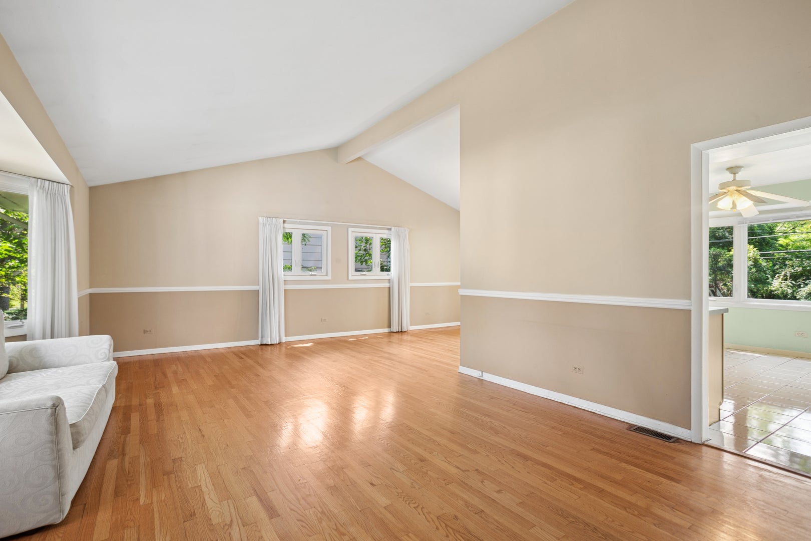1512 Executive Lane