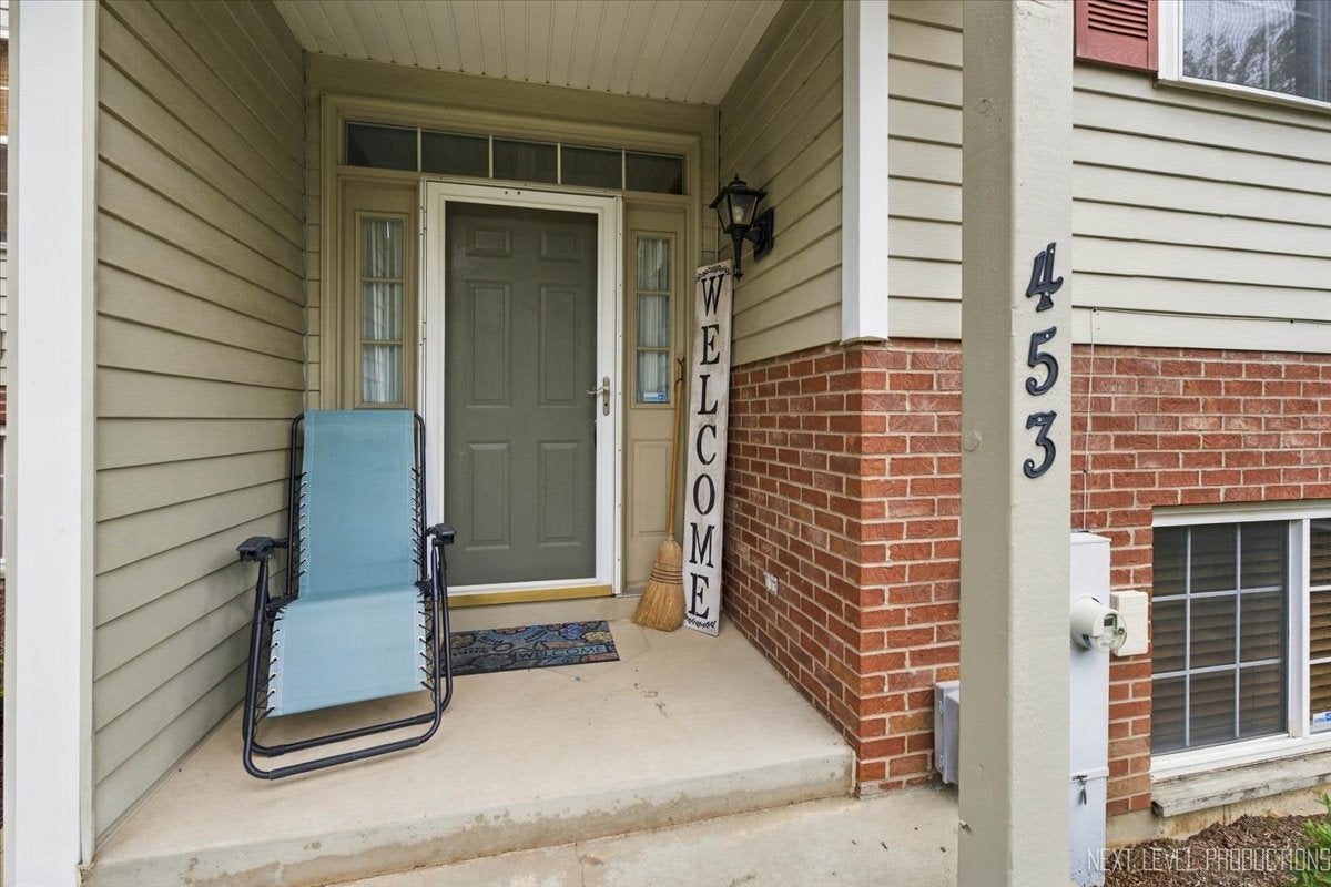 453 E Willow Street 453