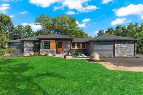 Tiny photo for 815 N English Settlement Avenue, Burlington, WI 53105 (MLS # 12539128)