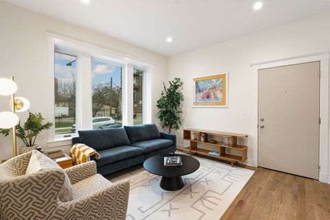 Tiny photo for 3354 N Whipple Street #1R, Chicago, IL 60618 (MLS # 12584649)