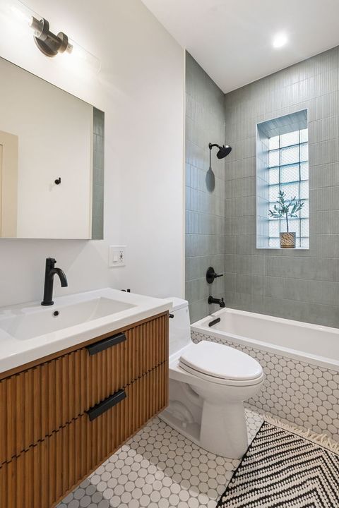 Tiny photo for 3354 N Whipple Street #1R, Chicago, IL 60618 (MLS # 12584649)