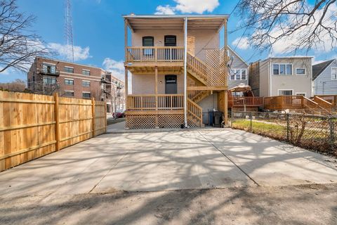 Tiny photo for 3354 N Whipple Street #1R, Chicago, IL 60618 (MLS # 12584649)