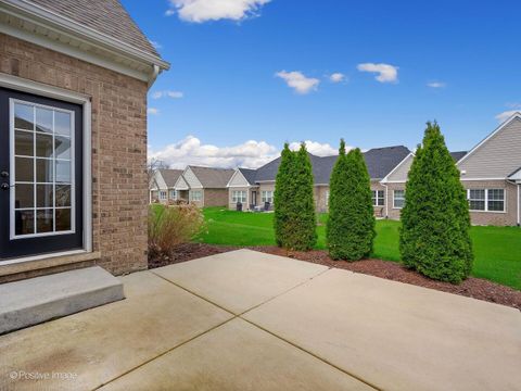 Tiny photo for 1415 Notting Hill Drive, Lemont, IL 60439 (MLS # 12615349)