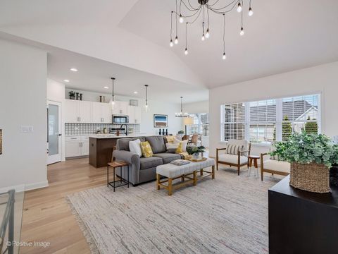 Tiny photo for 1415 Notting Hill Drive, Lemont, IL 60439 (MLS # 12615349)