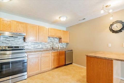 Tiny photo for 1040 Ekstam Drive #108, Bloomington, IL 61704 (MLS # 12502305)