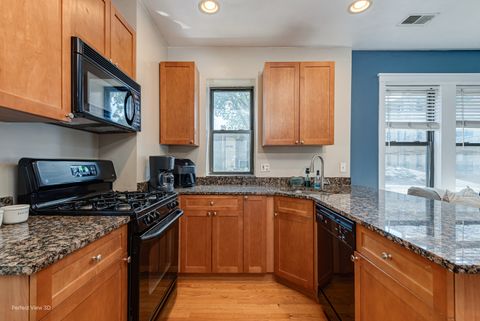 Tiny photo for 2111 W ARTHUR Avenue #1S, Chicago, IL 60645 (MLS # 12510319)