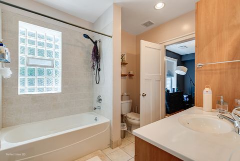 Tiny photo for 2111 W ARTHUR Avenue #1S, Chicago, IL 60645 (MLS # 12510319)