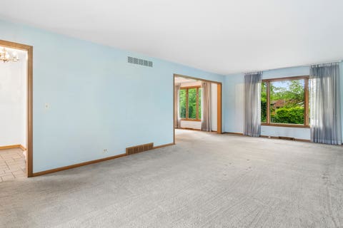 Tiny photo for 217 S Arlington Heights Road, Elk Grove Village, IL 60007 (MLS # 12643775)