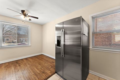 Tiny photo for 11342 S Avenue G, Chicago, IL 60617 (MLS # 12567307)