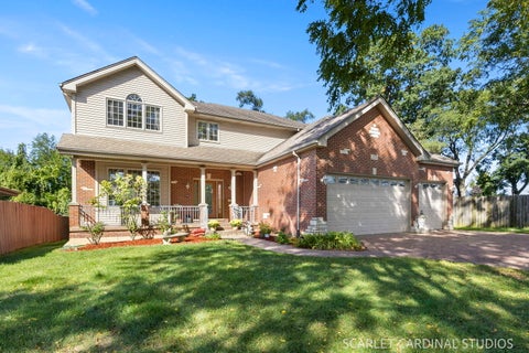 Photo of 752 N Ridge Avenue, Lombard, IL 60148 (MLS # 12760610)