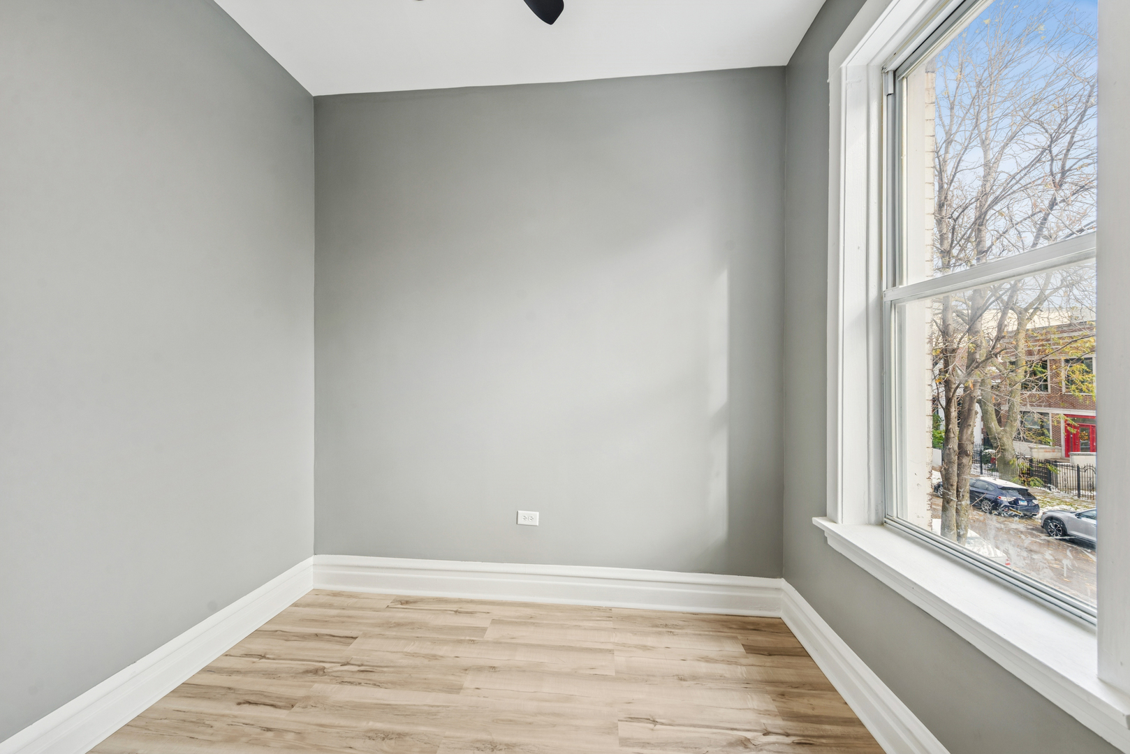 908 N Fairfield Avenue