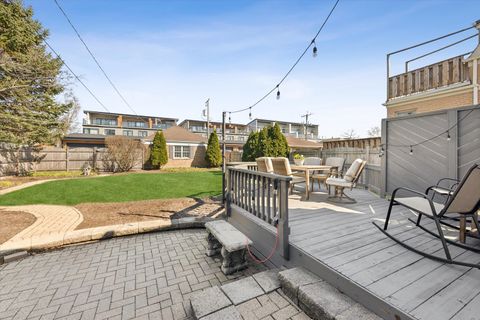 Tiny photo for 267 N Larch Avenue, Elmhurst, IL 60126 (MLS # 12599994)