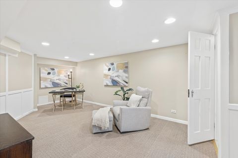 Tiny photo for 267 N Larch Avenue, Elmhurst, IL 60126 (MLS # 12599994)