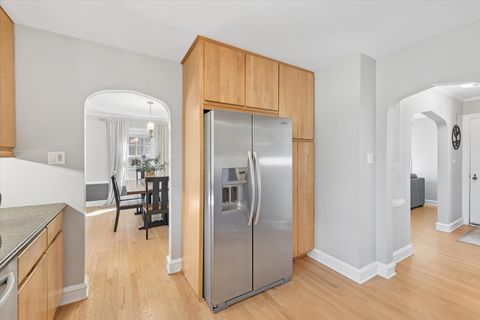 Tiny photo for 267 N Larch Avenue, Elmhurst, IL 60126 (MLS # 12599994)