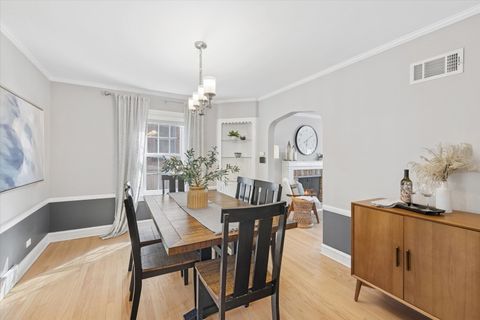 Tiny photo for 267 N Larch Avenue, Elmhurst, IL 60126 (MLS # 12599994)