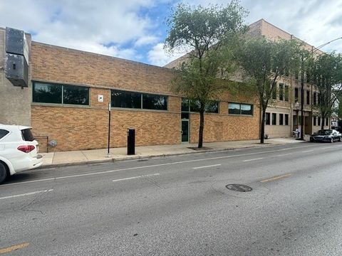 3640 W Armitage Avenue Chicago IL 60647