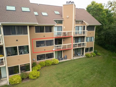 Tiny photo for B10 Long Bay Point Drive #B10, Galena, IL 61036 (MLS # 12465024)