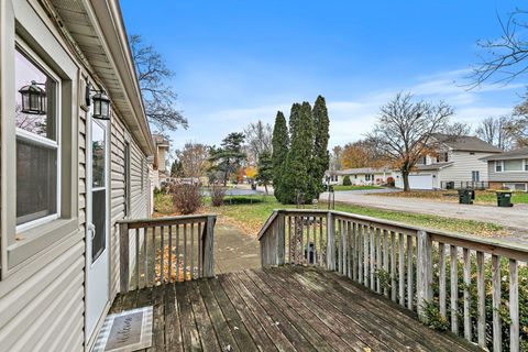 Tiny photo for 70 Hilltop Drive, Lake In The Hills, IL 60156 (MLS # 12519111)
