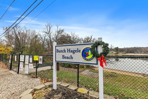 Tiny photo for 70 Hilltop Drive, Lake In The Hills, IL 60156 (MLS # 12519111)