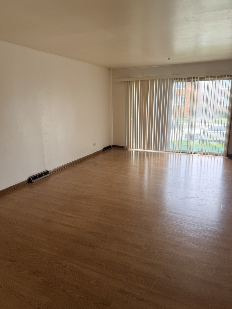 404 Prairie Avenue