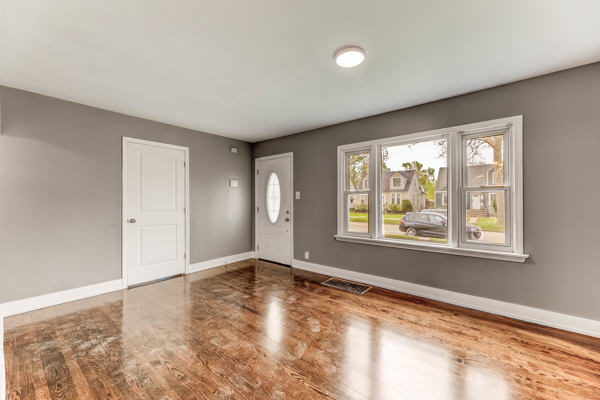 3724 W 86th Street