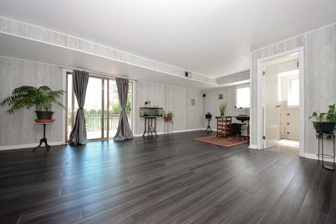 Tiny photo for 1413 N Burning Bush Lane, Mount Prospect, IL 60056 (MLS # 12656540)