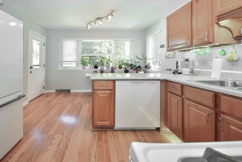 Tiny photo for 1413 N Burning Bush Lane, Mount Prospect, IL 60056 (MLS # 12656540)