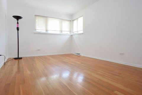 Tiny photo for 1413 N Burning Bush Lane, Mount Prospect, IL 60056 (MLS # 12656540)