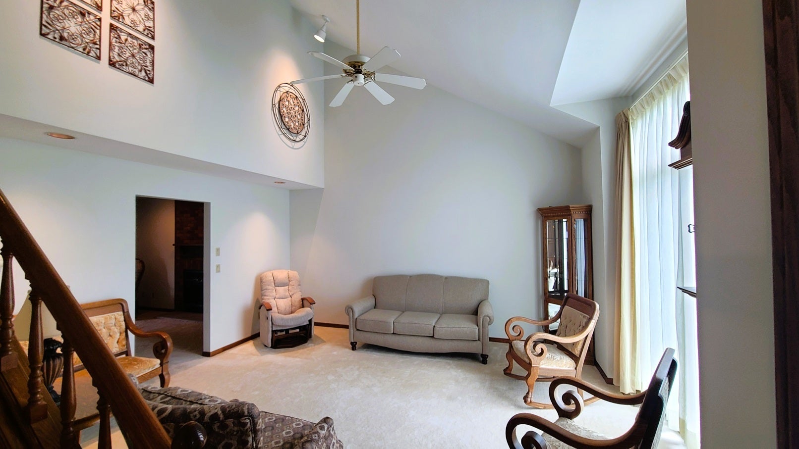 256 Cambridge Court