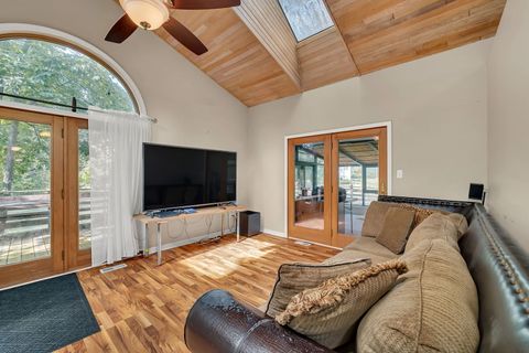 Tiny photo for 21400 Lisa Lane, Steger, IL 60475 (MLS # 12533917)