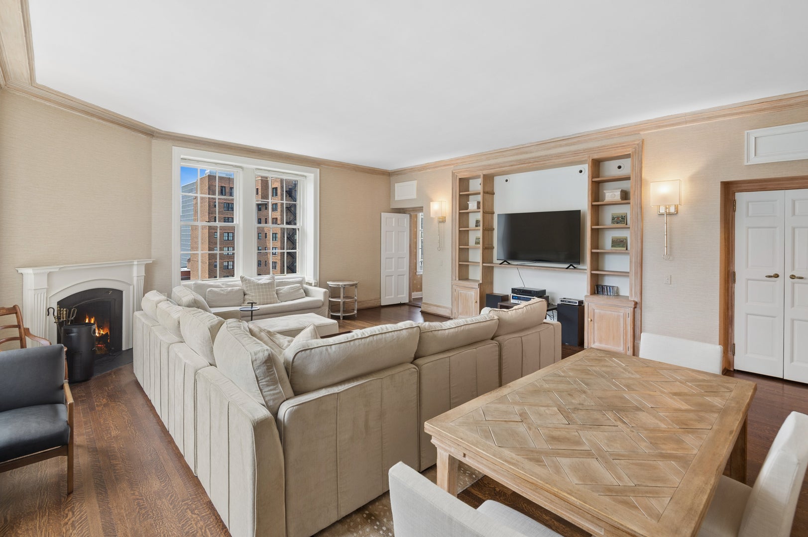 1200 N Lake Shore Drive 1204