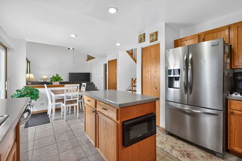 Tiny photo for 1544 Suncrest Lane, Bolingbrook, IL 60490 (MLS # 12465772)