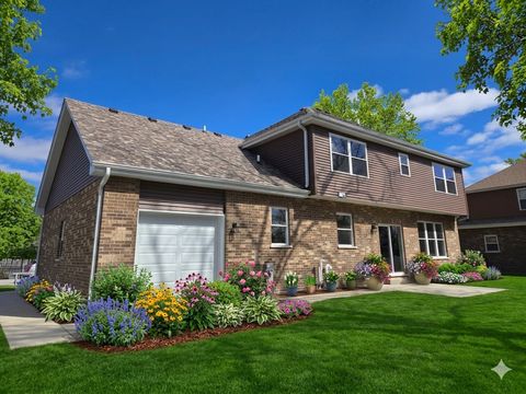 Tiny photo for 4 Joseph Court, Midlothian, IL 60445 (MLS # 12598207)