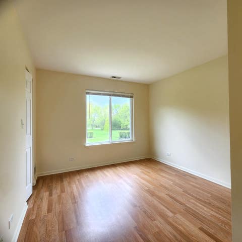 Tiny photo for 157 W ALDRIDGE Lane, Round Lake, IL 60073 (MLS # 12714972)