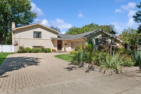 3134 Maple Leaf Drive Glenview IL 60026