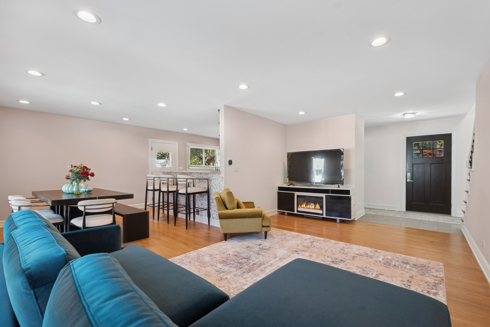 3134 Maple Leaf Drive