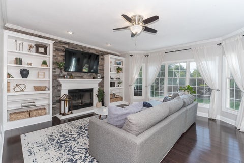 Tiny photo for 17 Waterside Circle, Bloomington, IL 61704 (MLS # 12712378)