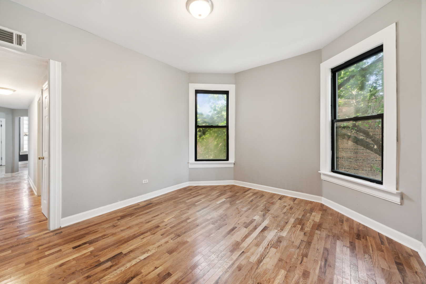 3322 W Congress Parkway