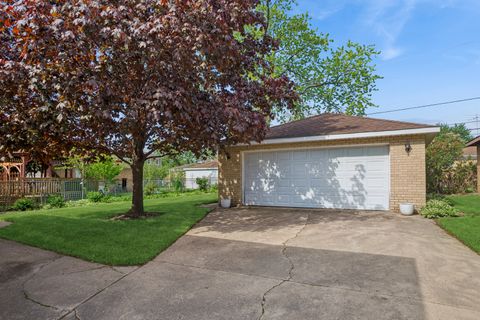 Tiny photo for 8538 N Oketo Avenue, Niles, IL 60714 (MLS # 12631349)