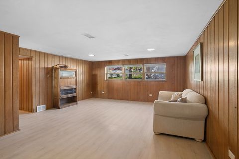 Tiny photo for 8538 N Oketo Avenue, Niles, IL 60714 (MLS # 12631349)