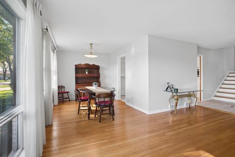 Tiny photo for 8538 N Oketo Avenue, Niles, IL 60714 (MLS # 12631349)