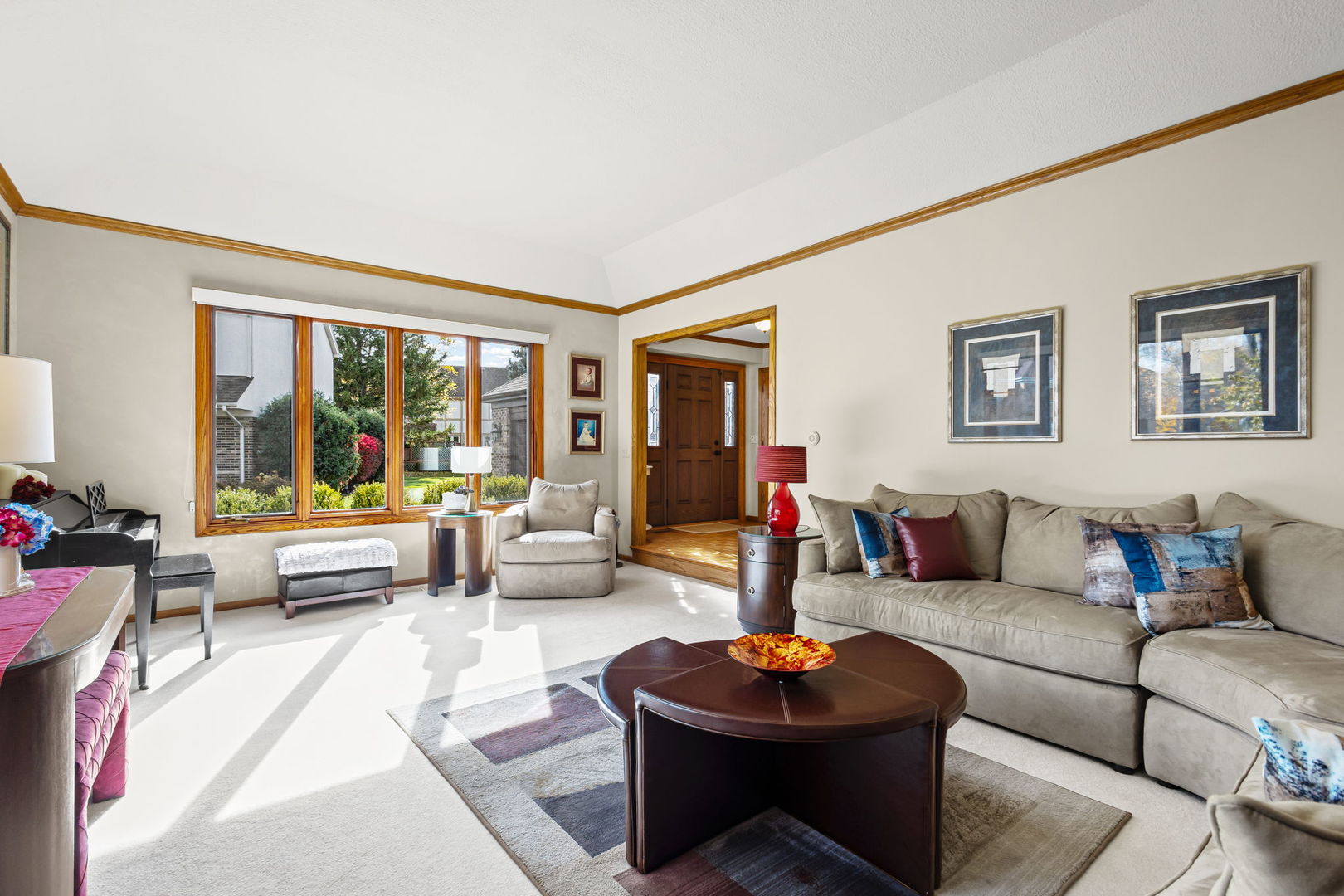 2409 E Greshan Court