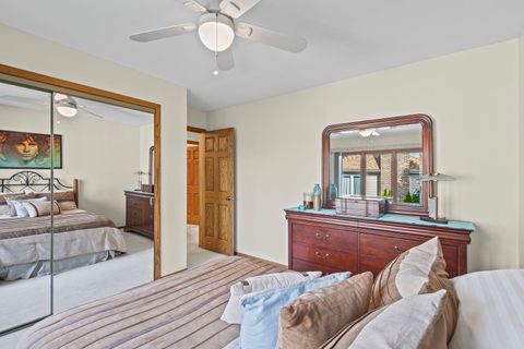 Tiny photo for 2409 E Greshan Court, Arlington Heights, IL 60004 (MLS # 12495146)