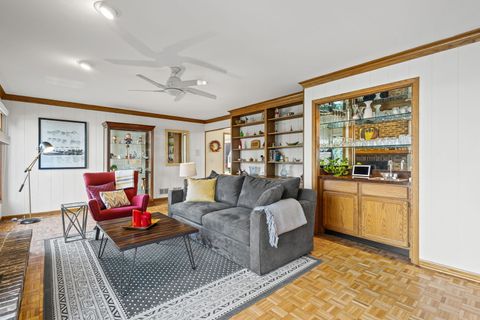 Tiny photo for 2409 E Greshan Court, Arlington Heights, IL 60004 (MLS # 12495146)