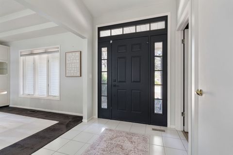 Tiny photo for 3 Walbrier Court, Le Claire, IA 52753 (MLS # 12619504)